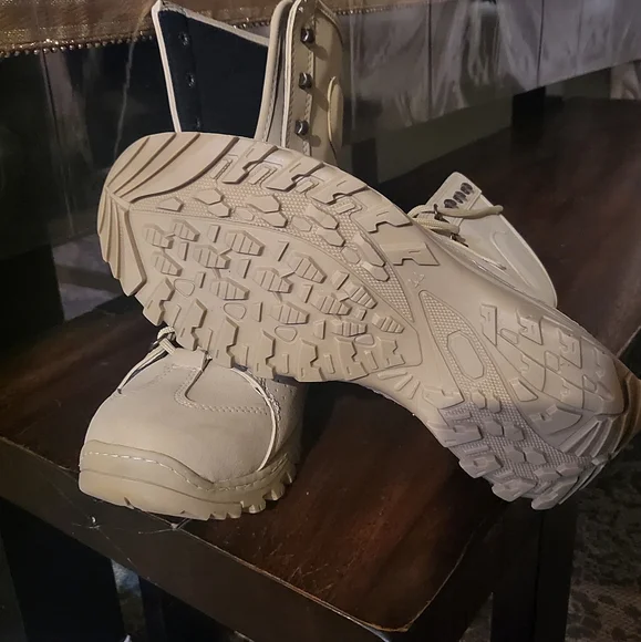 High boot - Picture 4 of 4